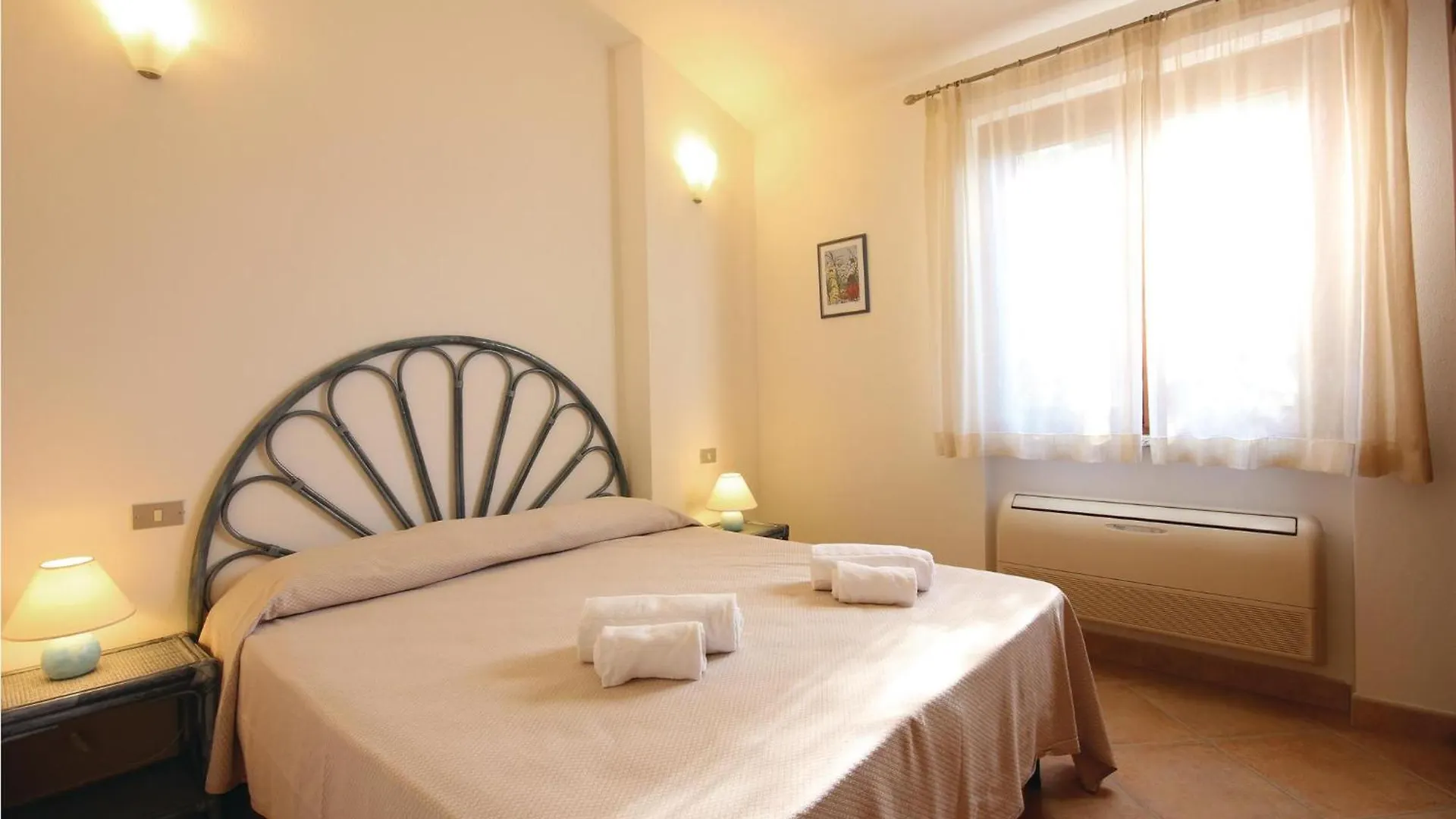 3 Bedroom Lovely Home In Costa Rei -Ca- Монте-Най